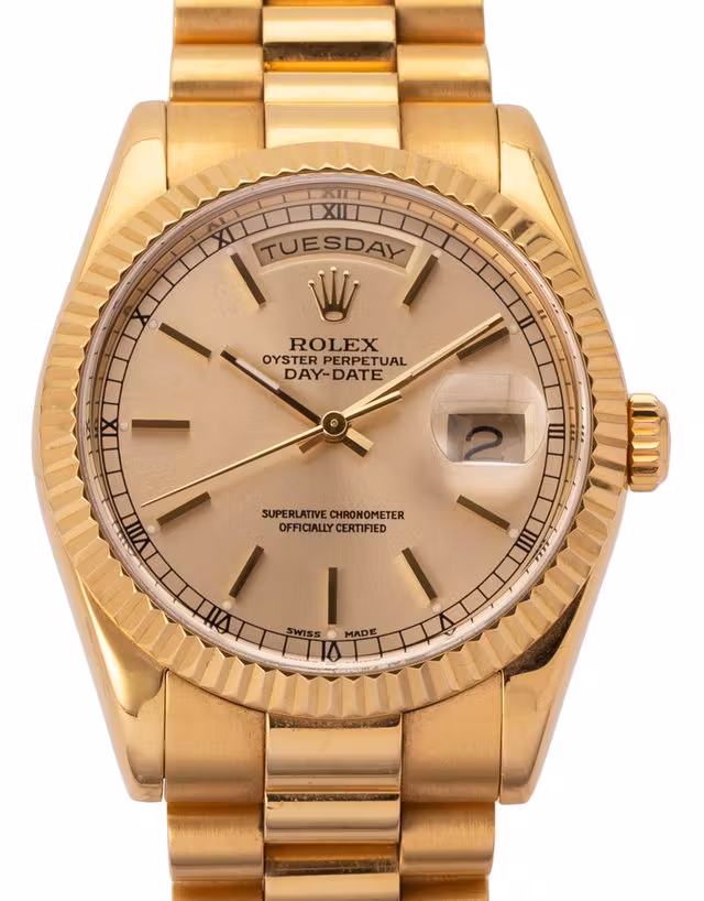 Rolex Day-Date Gold with champagne dial on gold bracelet